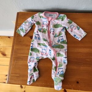 Mud Pie 0-3m Pink and Green Golf Footie